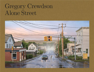 Crewdson  – Alone street