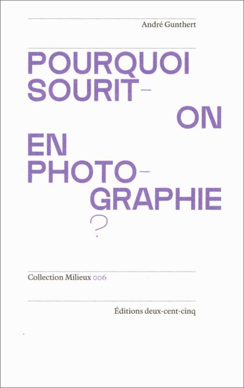 Pourquoi sourit-on en photographie ?